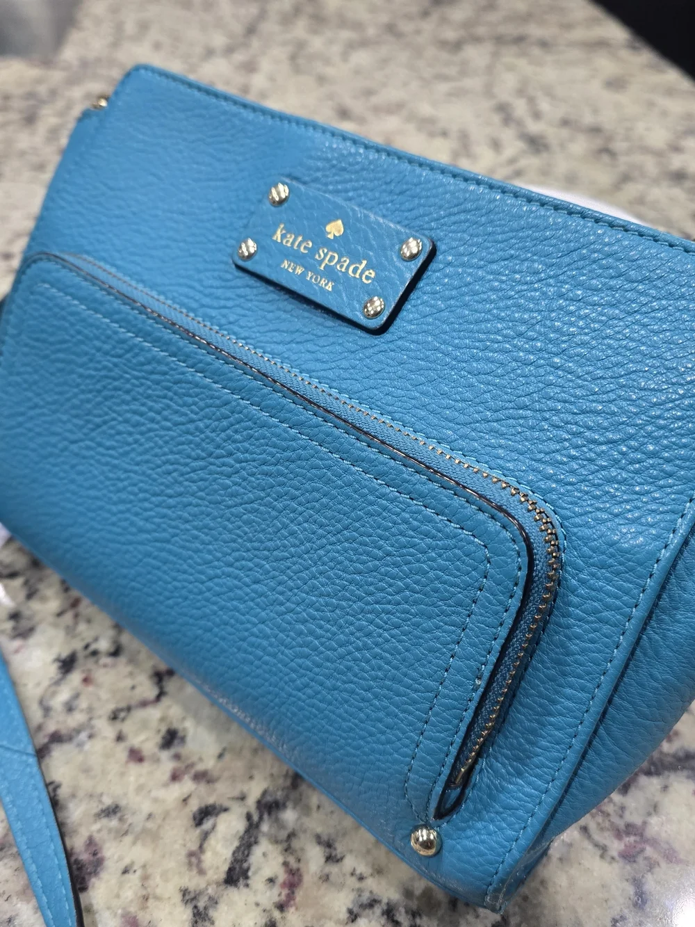 Kate Spade New York Tiffany Blue Pebbled Leather Crossbody Bag Gold Zip